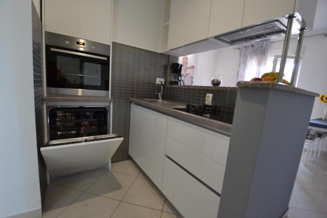 Apartments Andrea Σπλιτ Εξωτερικό φωτογραφία