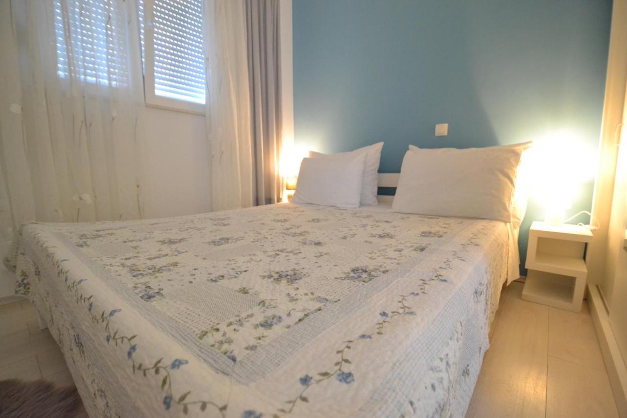 Apartments Andrea Σπλιτ Εξωτερικό φωτογραφία