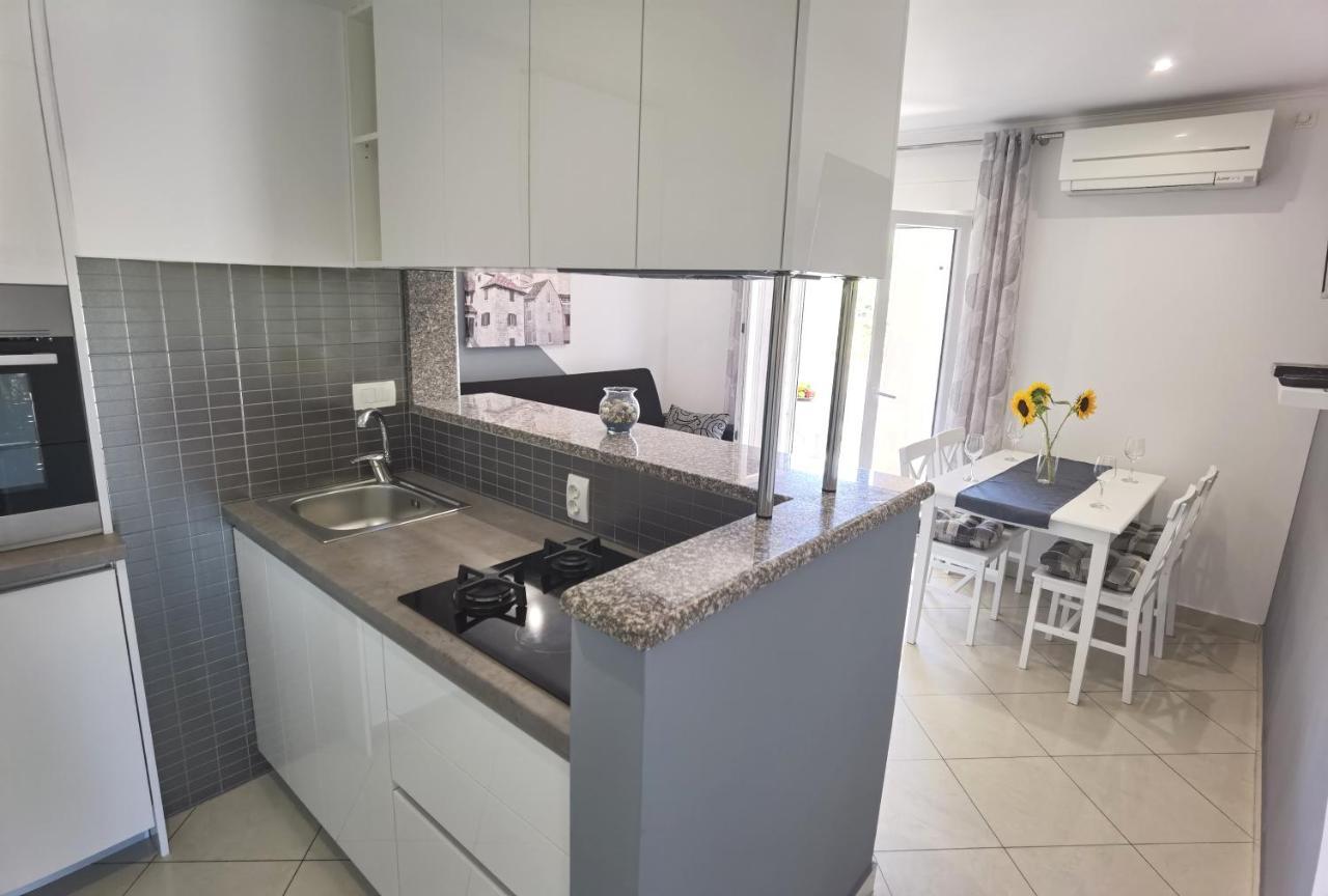 Apartments Andrea Σπλιτ Εξωτερικό φωτογραφία