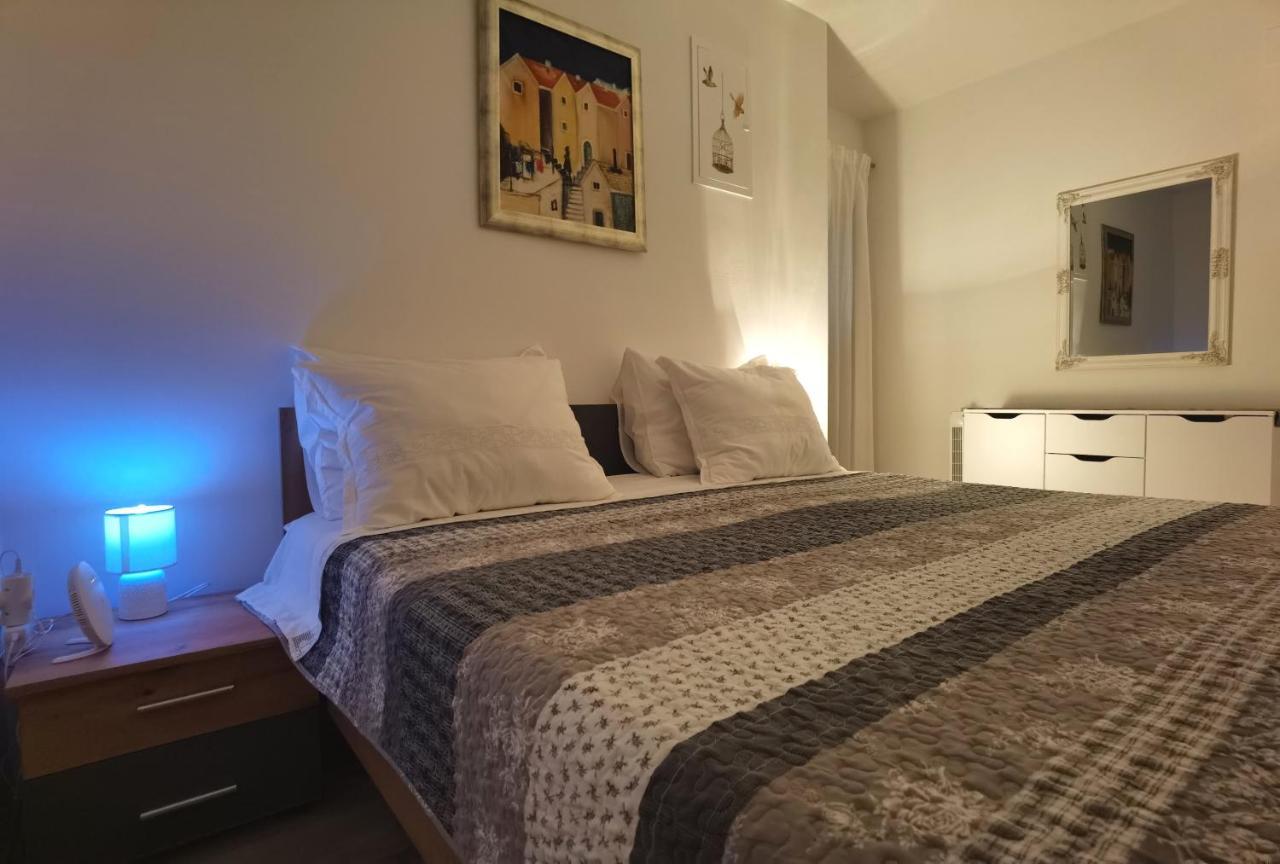 Apartments Andrea Σπλιτ Εξωτερικό φωτογραφία