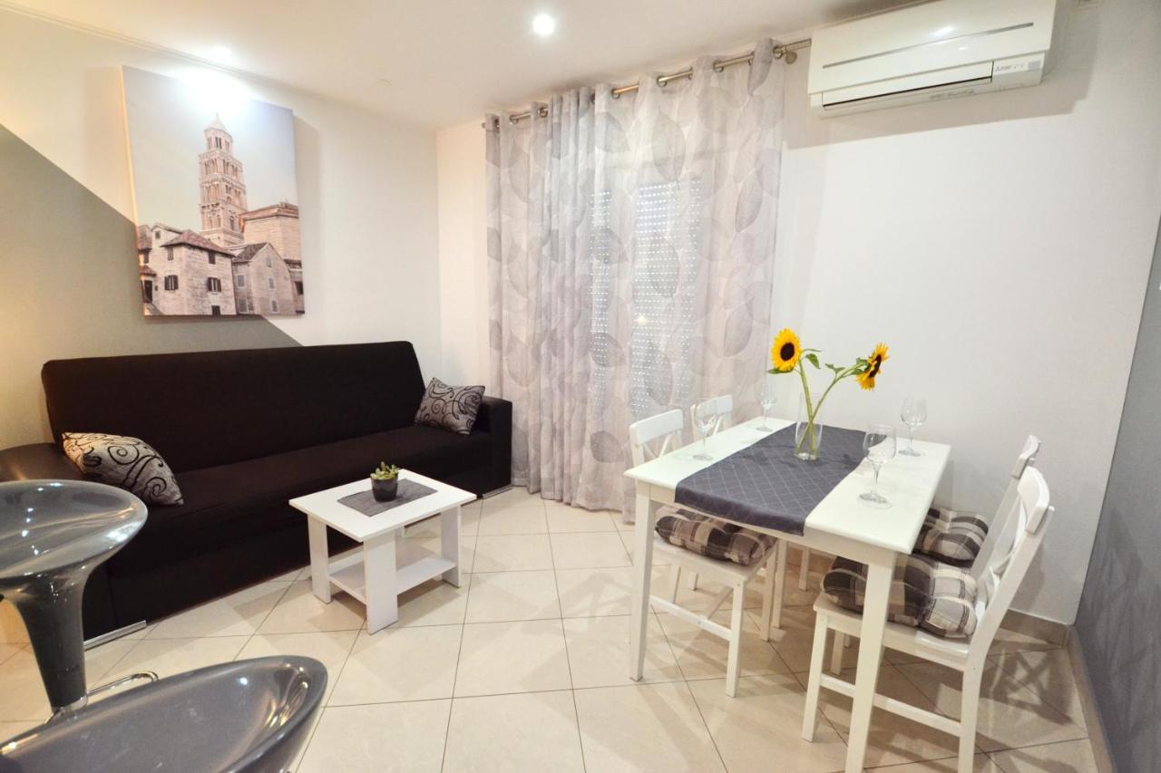 Apartments Andrea Σπλιτ Εξωτερικό φωτογραφία