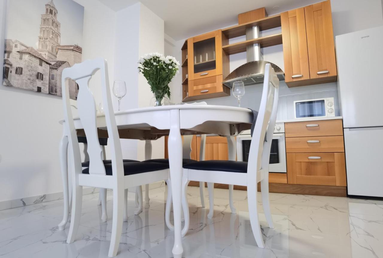 Apartments Andrea Σπλιτ Εξωτερικό φωτογραφία